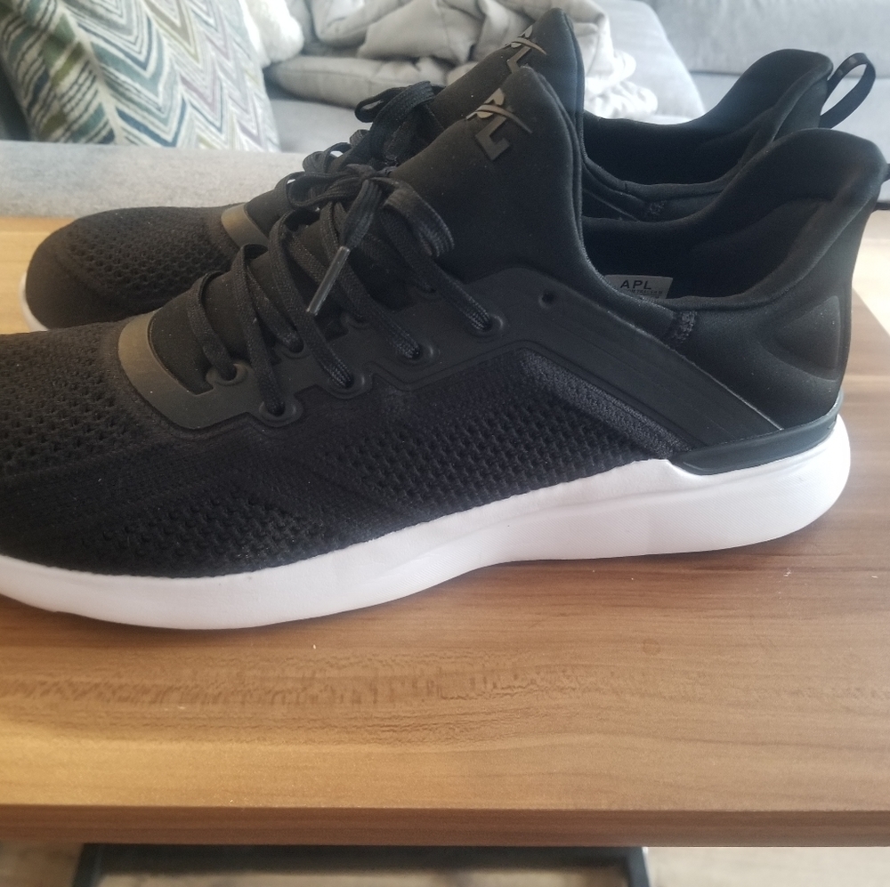 Men's APL Techloom Tracer Size 13